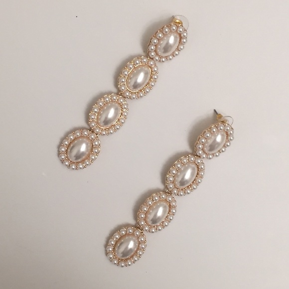 GEMMA Faux Pearl Drop Earrings - Picture 2 of 5